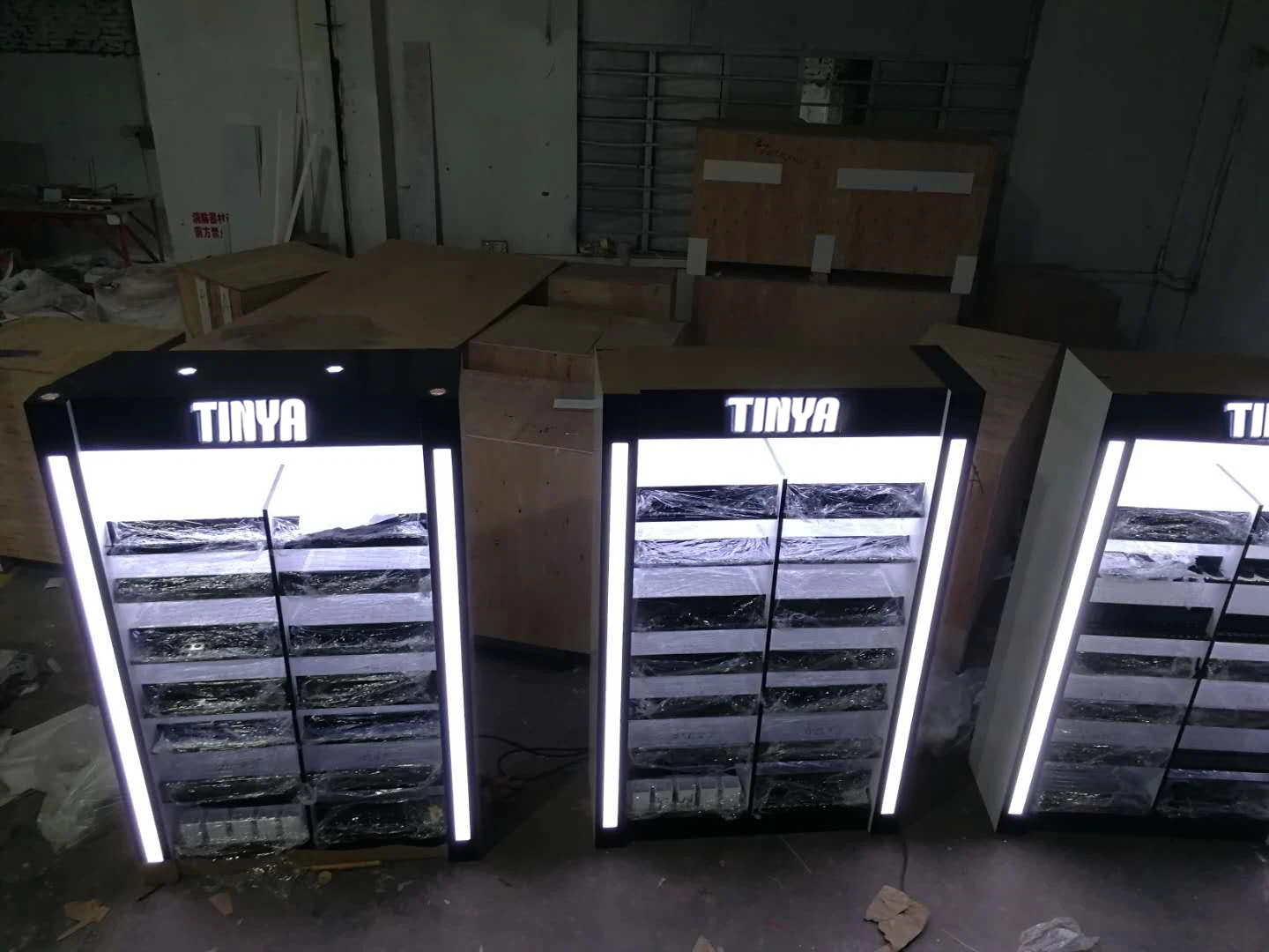 Wooden cosmetic display 1 Wooden cosmetic display 1